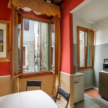 Apartament The Phantom Of The Opera *