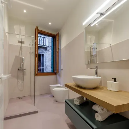 Apartment The Phantom Of The Opera Venice