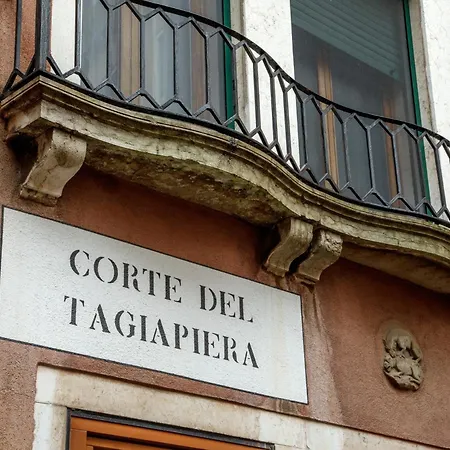 The Phantom Of The Opera Apartment Venice